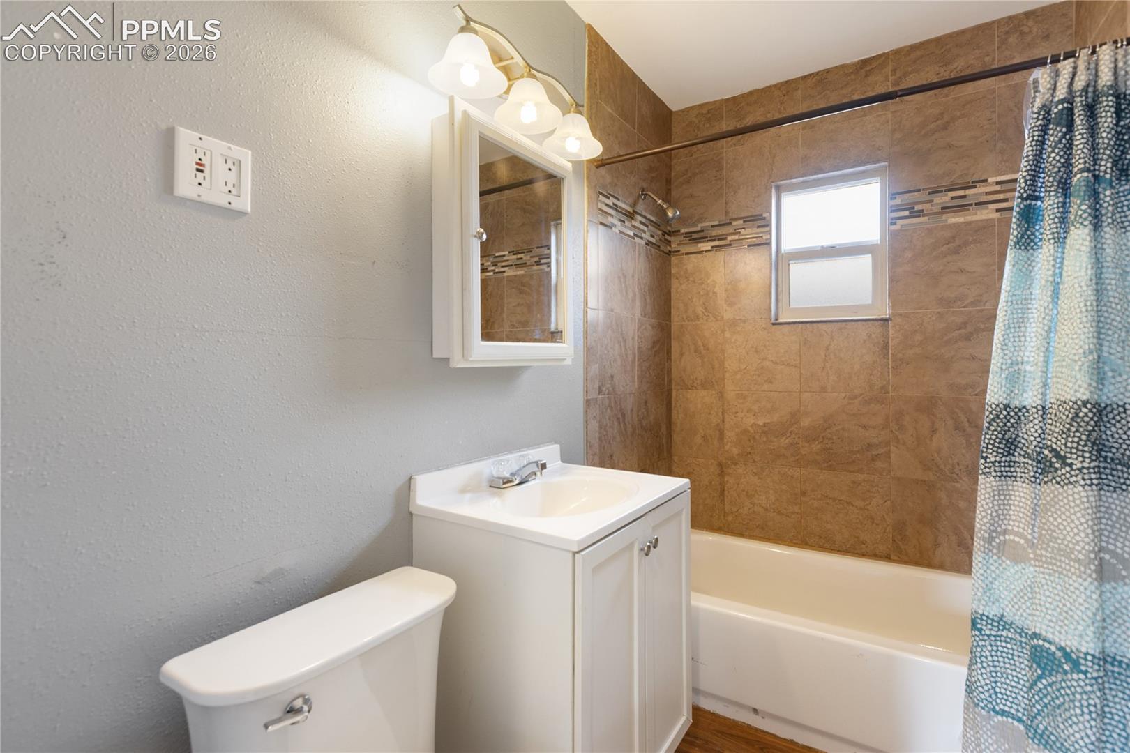 Photo 16 of 908 1/2 Bennett Avenue, Colorado Springs