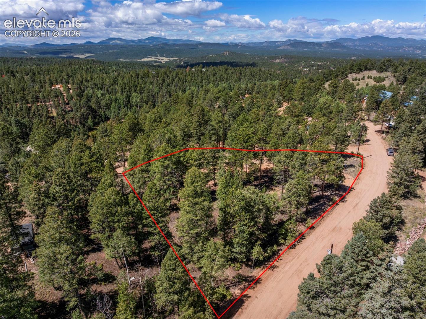 210 Donzi Trl, Florissant, CO 80816