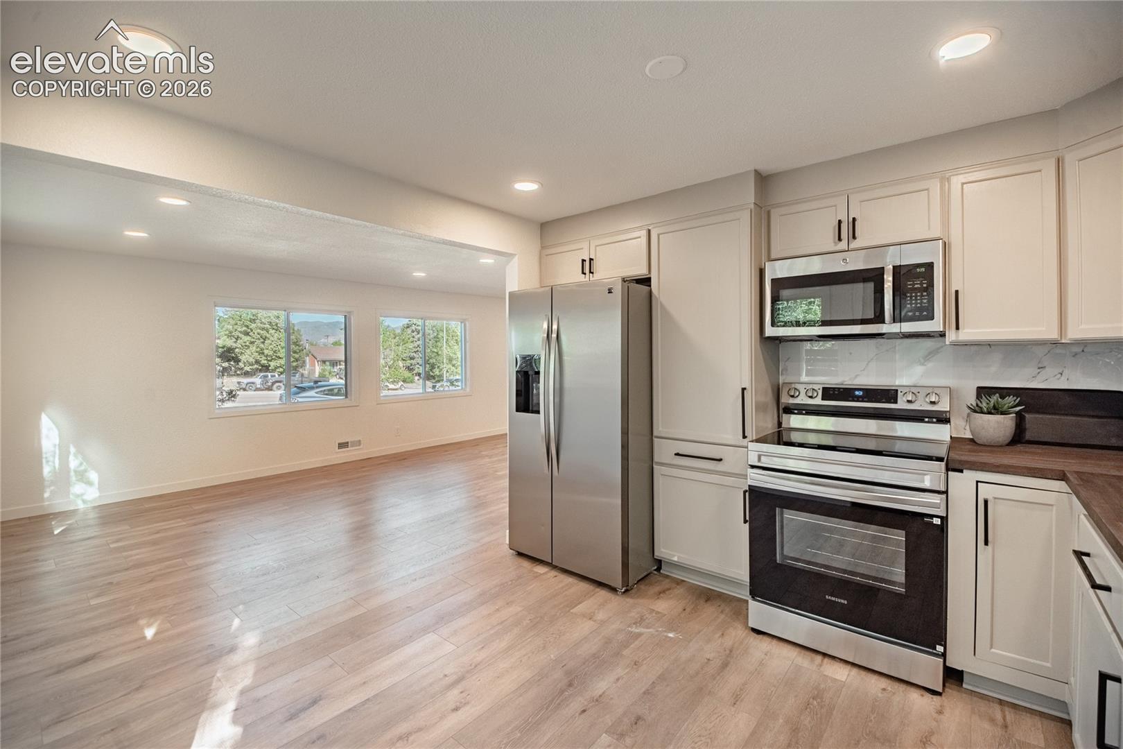 Photo 8 of 2311 N Union Boulevard, Colorado Springs