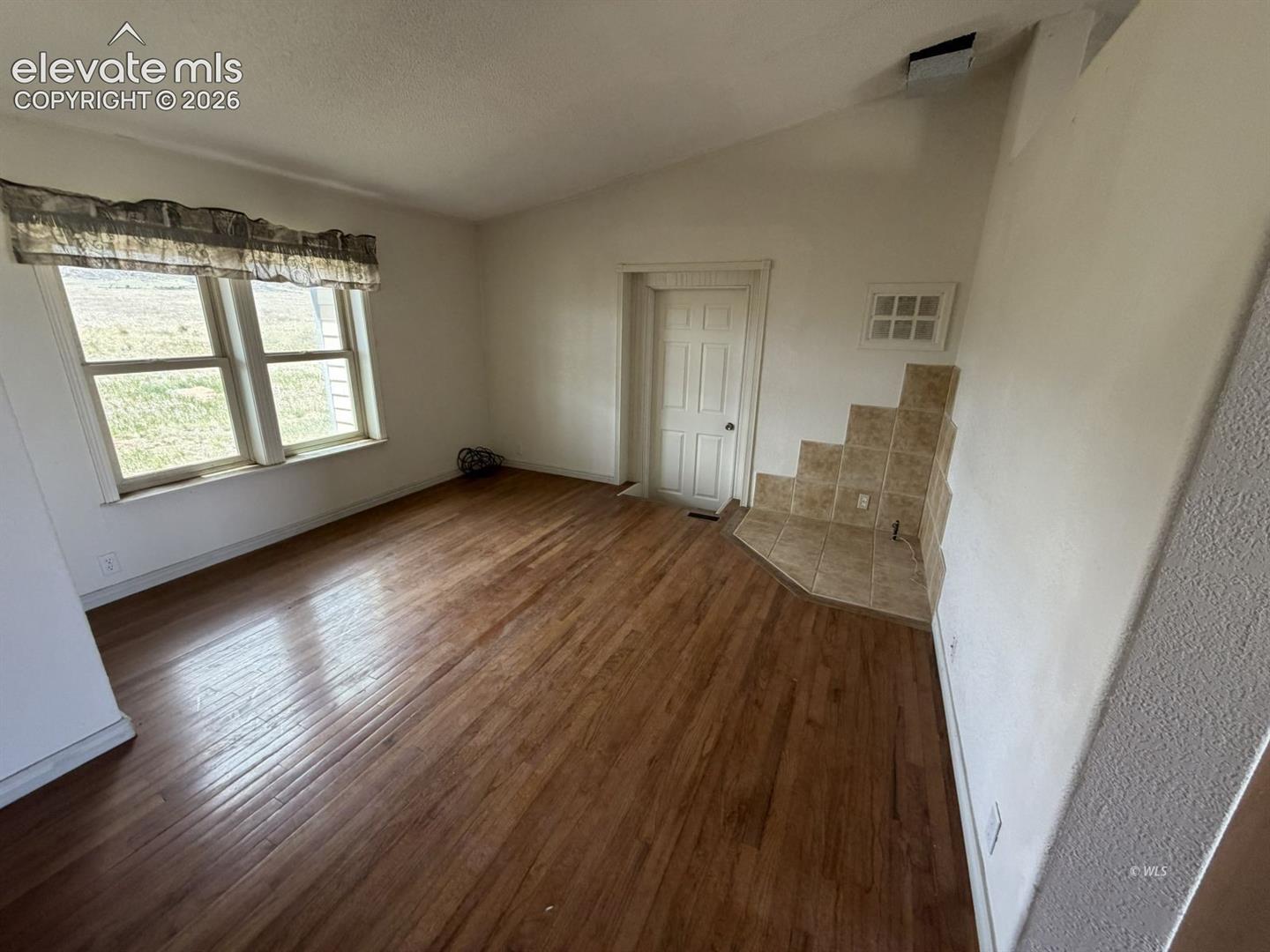 Photo 6 of 415 Oak Grove Circle, Westcliffe