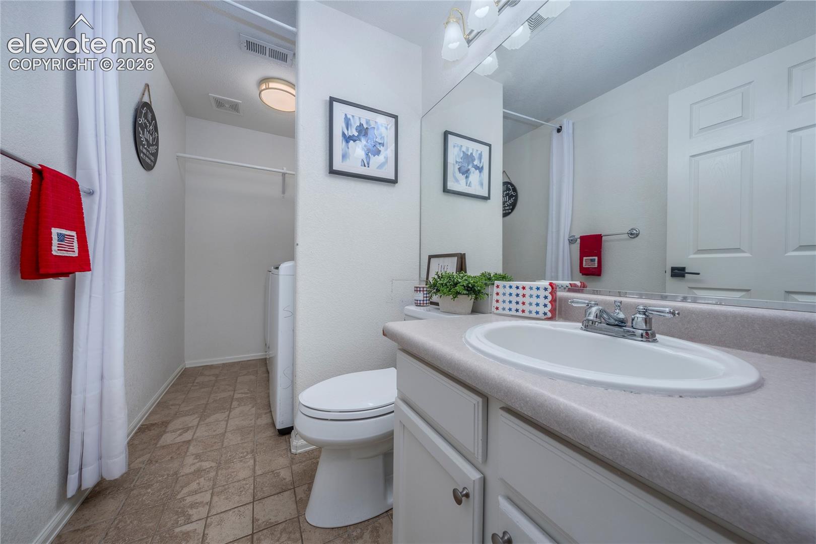Powder Bath & Laundry on Main