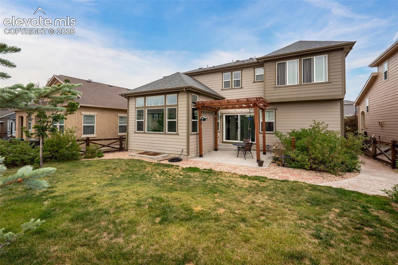 7242 Lewis Clark Trail