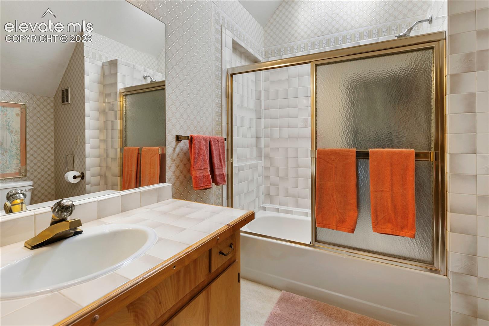 And a full bath is connected to the upper level bedroom