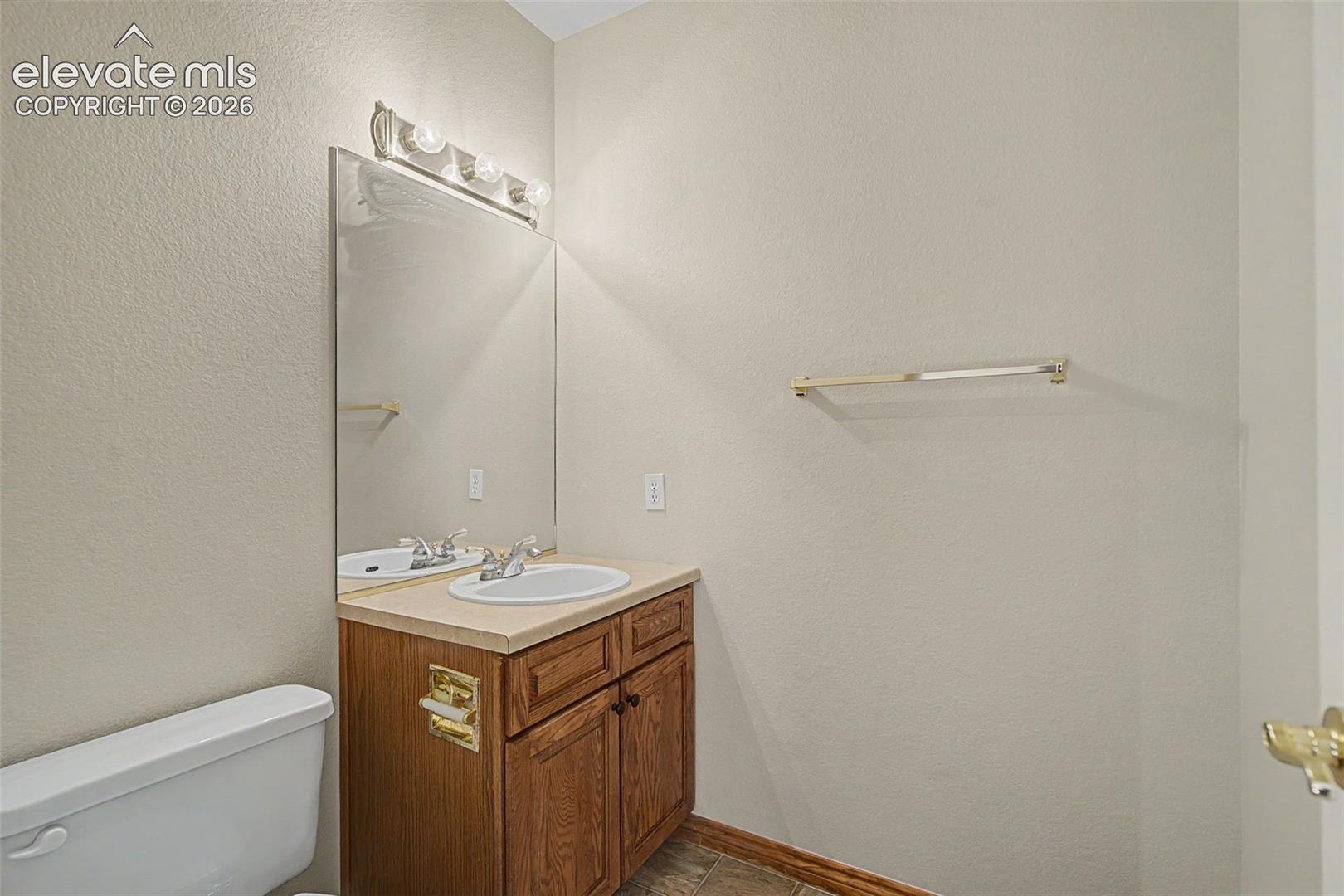 Basement 1/2 bath