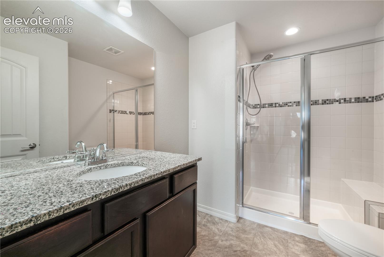 2nd bedroom ensuite 3/4 bathroom