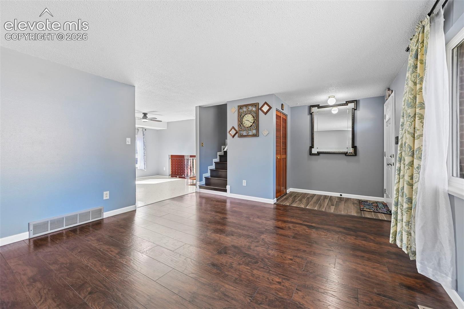 Photo 6 of 313 Cranbrook Circle, Colorado Springs