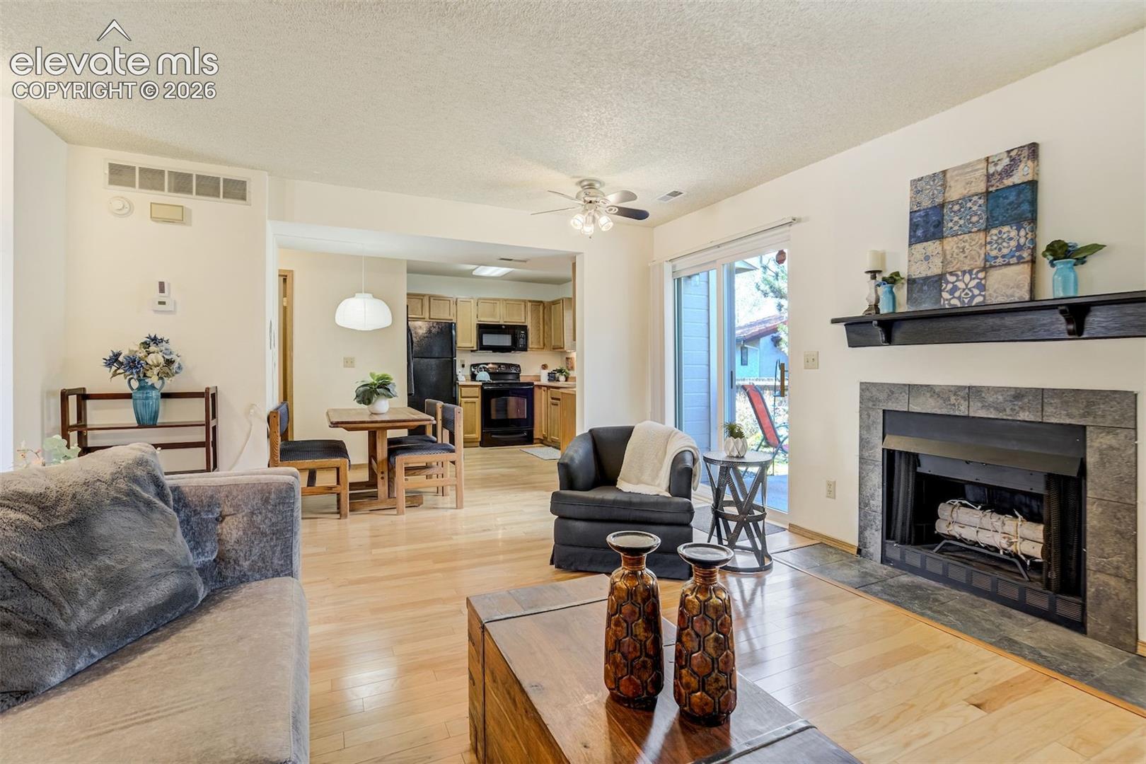 Photo 8 of 7412 Casa Grande Court, Colorado Springs