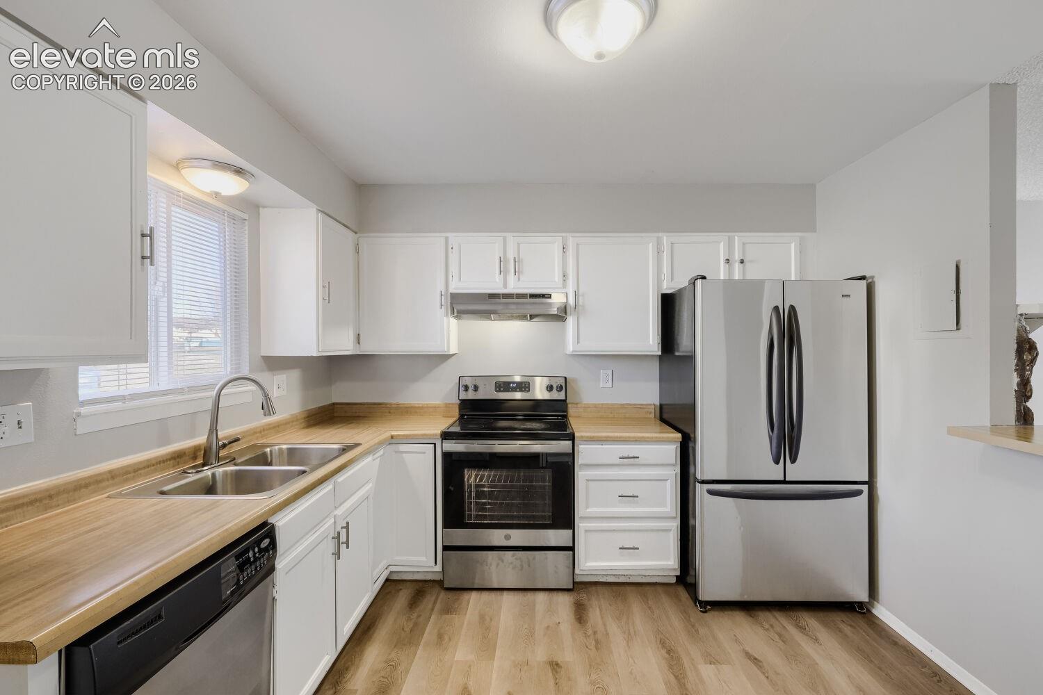 Photo 12 of 2332 Washo Circle, Colorado Springs