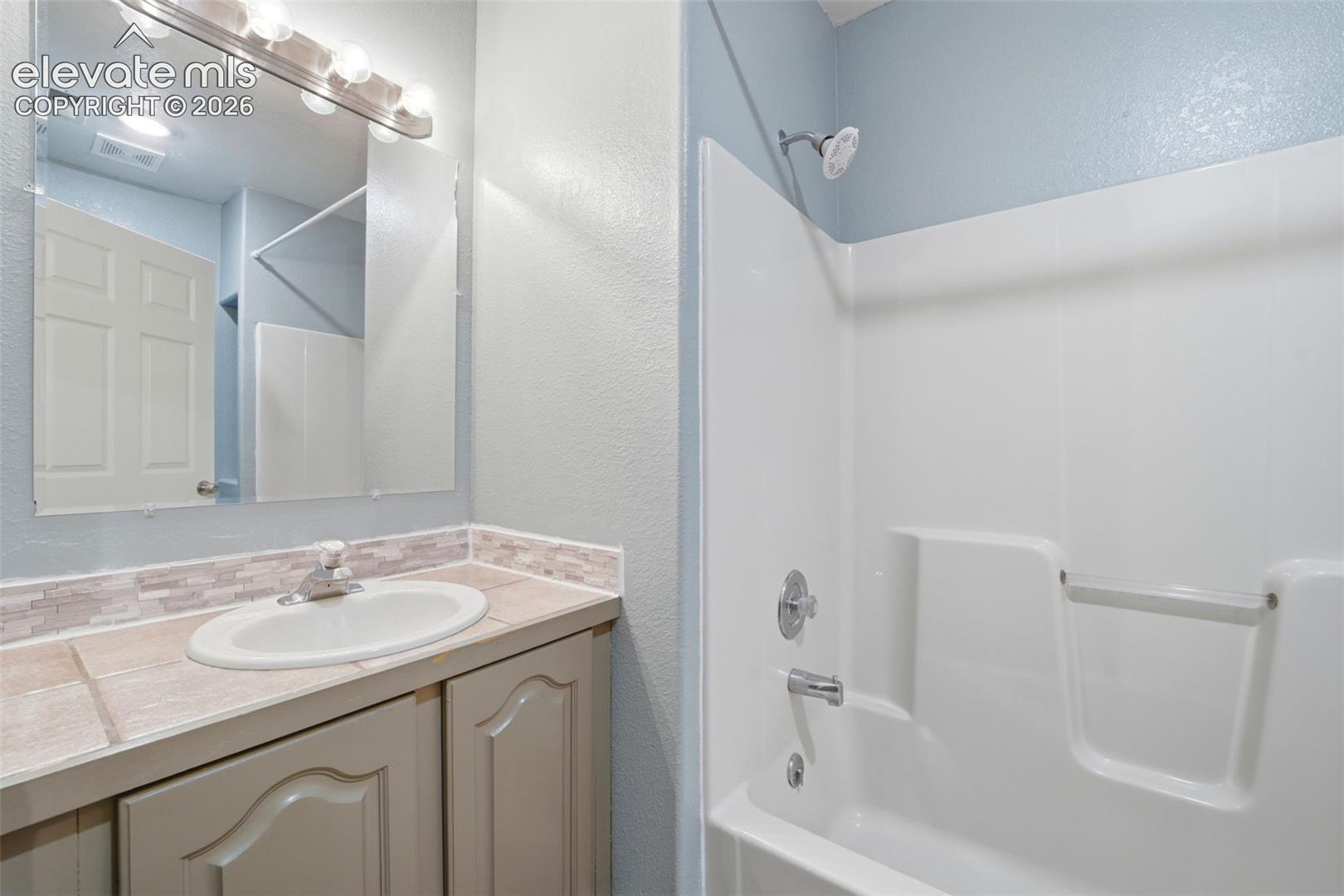 Photo 35 of 321 W Linden Avenue, Pueblo West