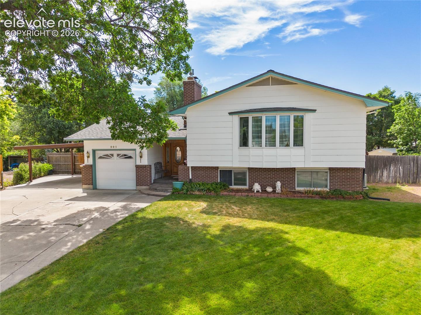 201 Dexter St, Colorado Springs, CO 80911