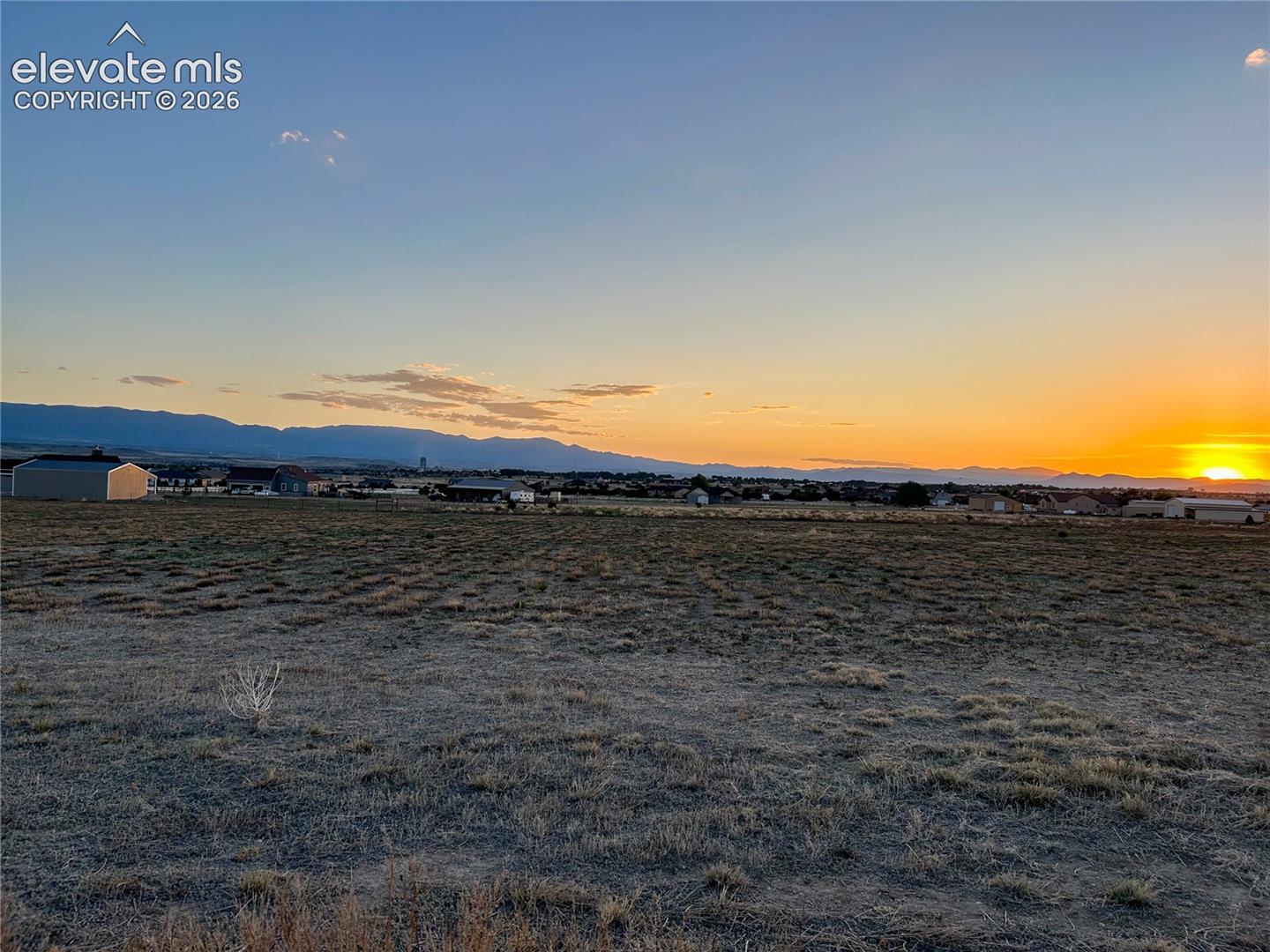 83 Top Rail Trl, Penrose, CO 81240