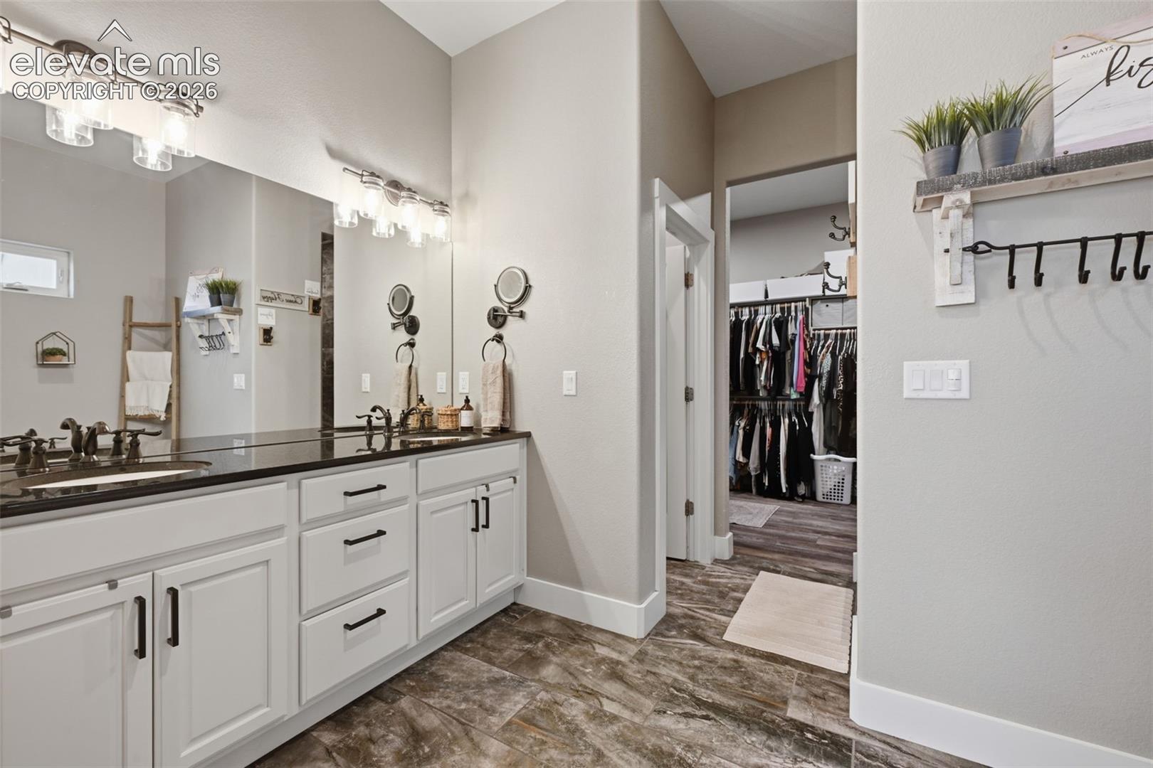 Photo 21 of 7506 Buckskin Ranch View, Peyton