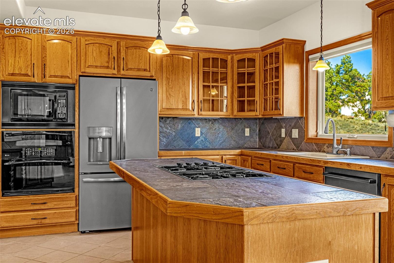 Photo 8 of 2845 Brogans Bluff Drive, Colorado Springs