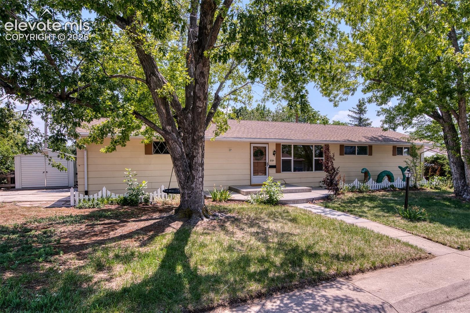 8584 E Briarwood Pl, Centennial, CO 80112