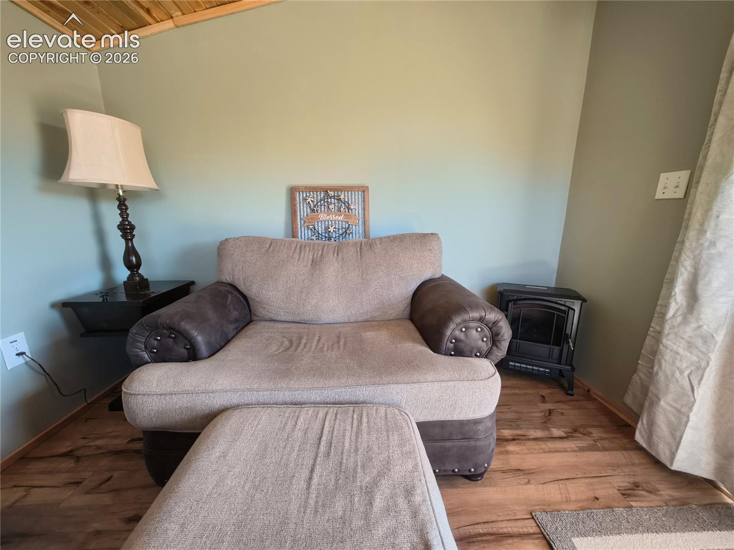 Photo 7 of 314 Arrowhead Drive, Florissant