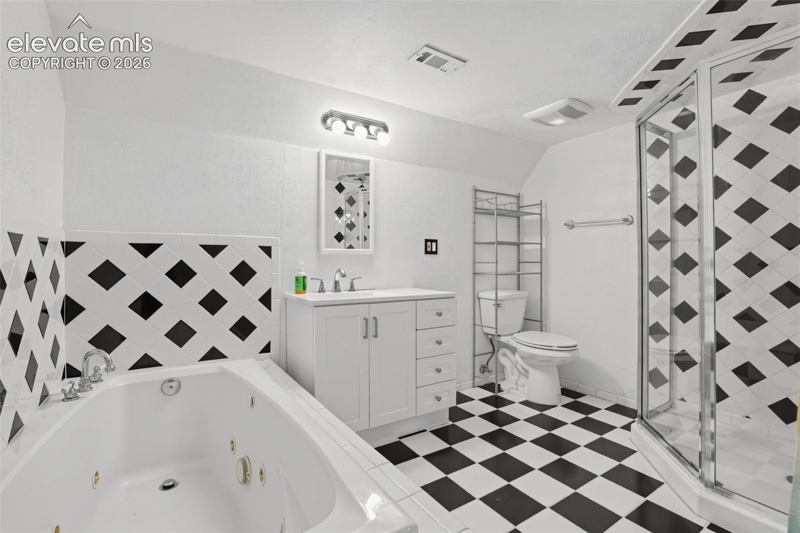 Photo 25 of 6670 Glade Park Drive, Colorado Springs