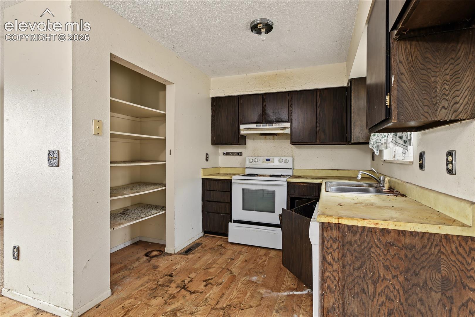 Photo 7 of 6765 Mission Road, Colorado Springs