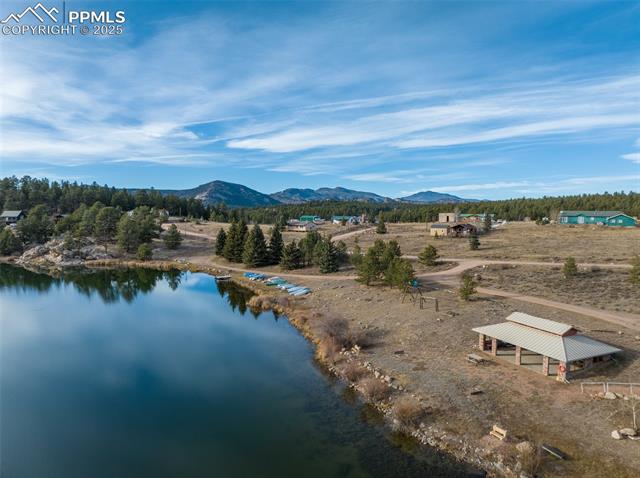 Bird's eye view of a water and mountain view