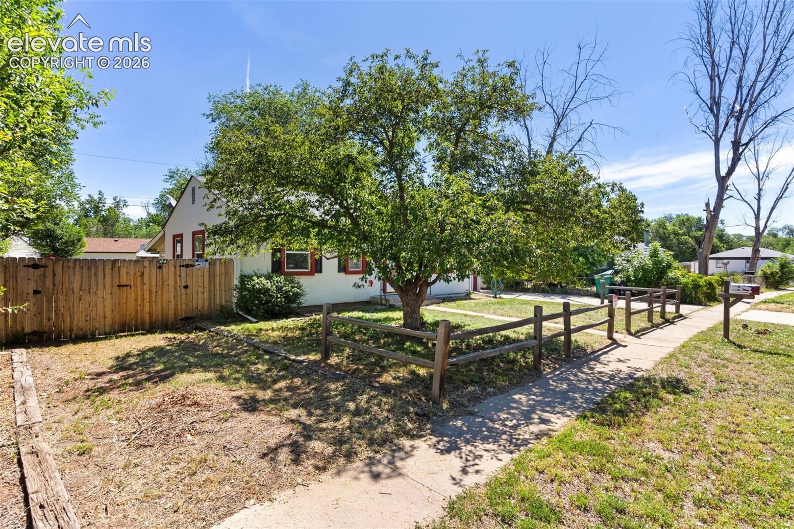 536 Warren Ave, Colorado Springs, CO 80905