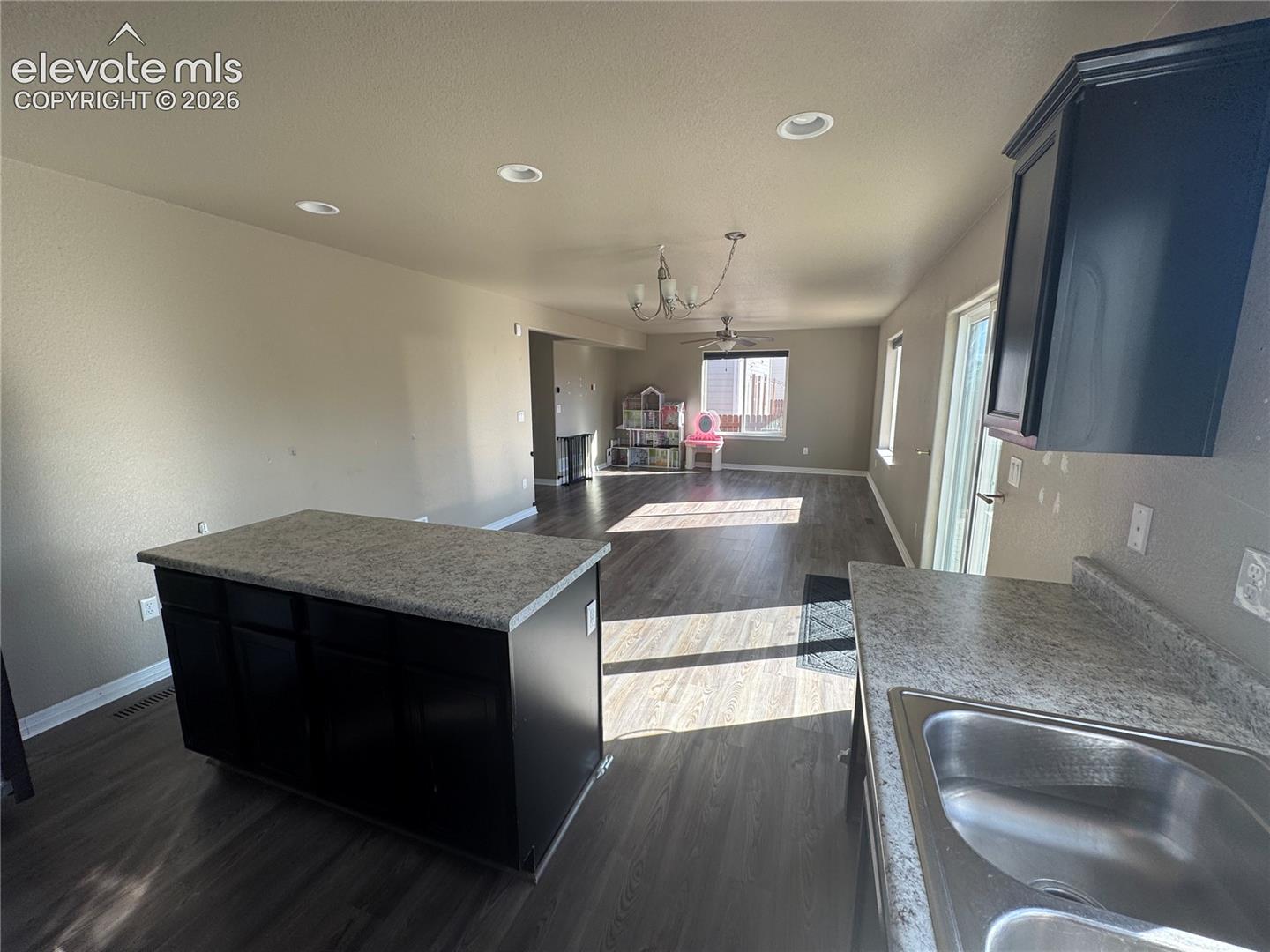 Photo 11 of 9864 Morning Vista Drive, Peyton