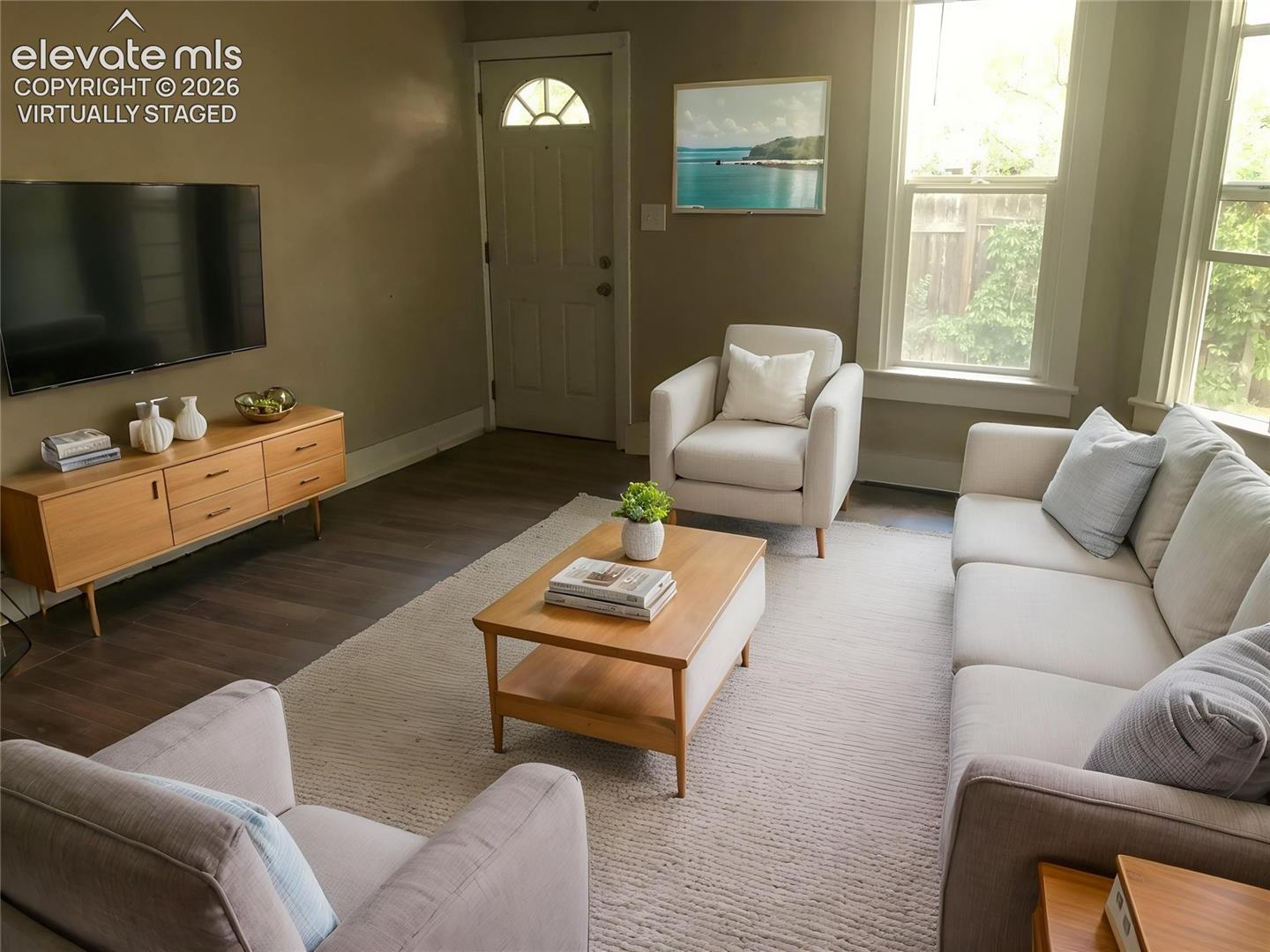 Virtually Staged - 2nd Unit Great room
