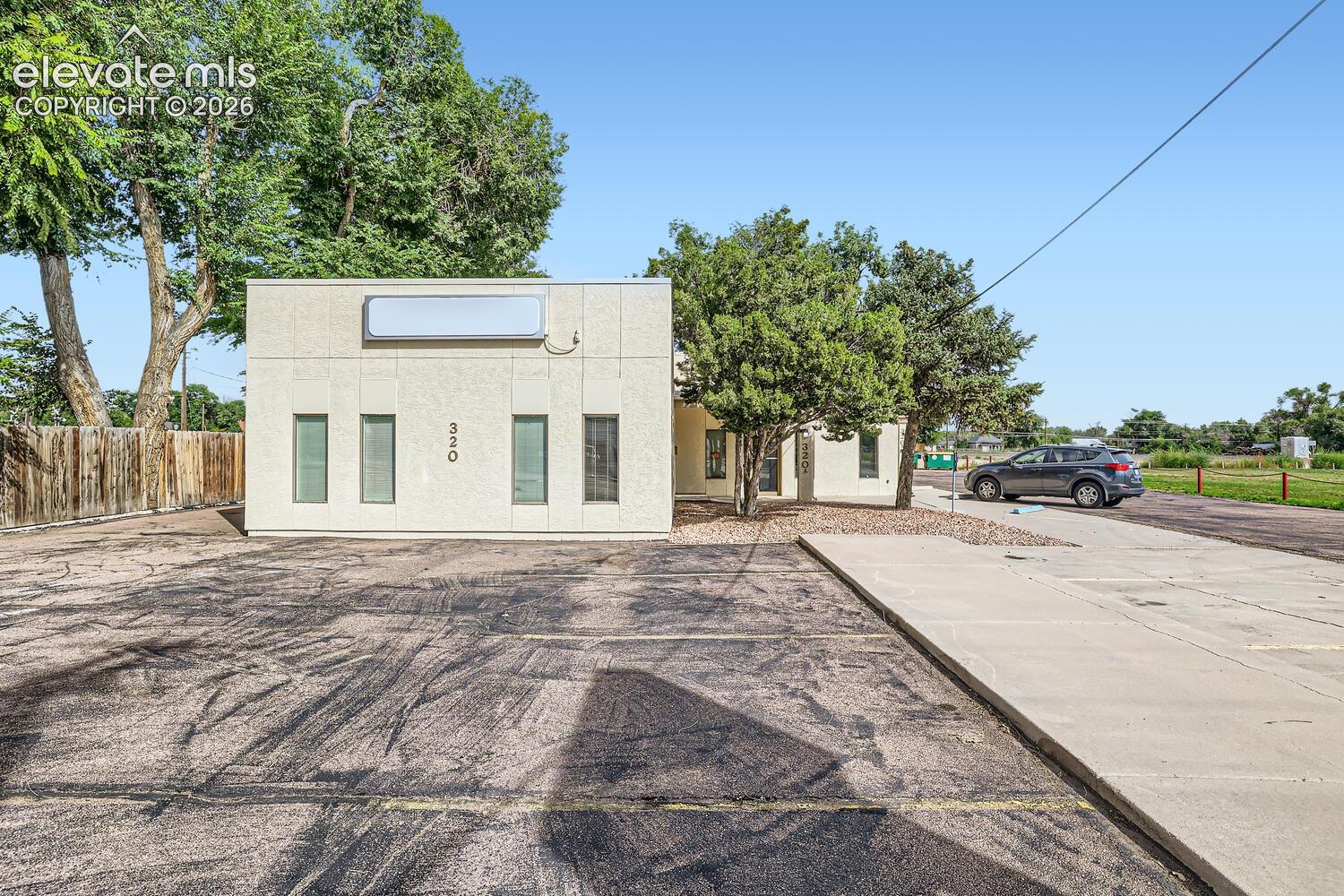 Photo 2 of 320 S Santa Fe Avenue, Fountain