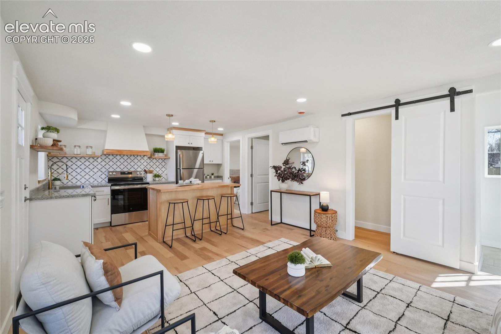 Photo 10 of 415 E Yampa Street, Colorado Springs
