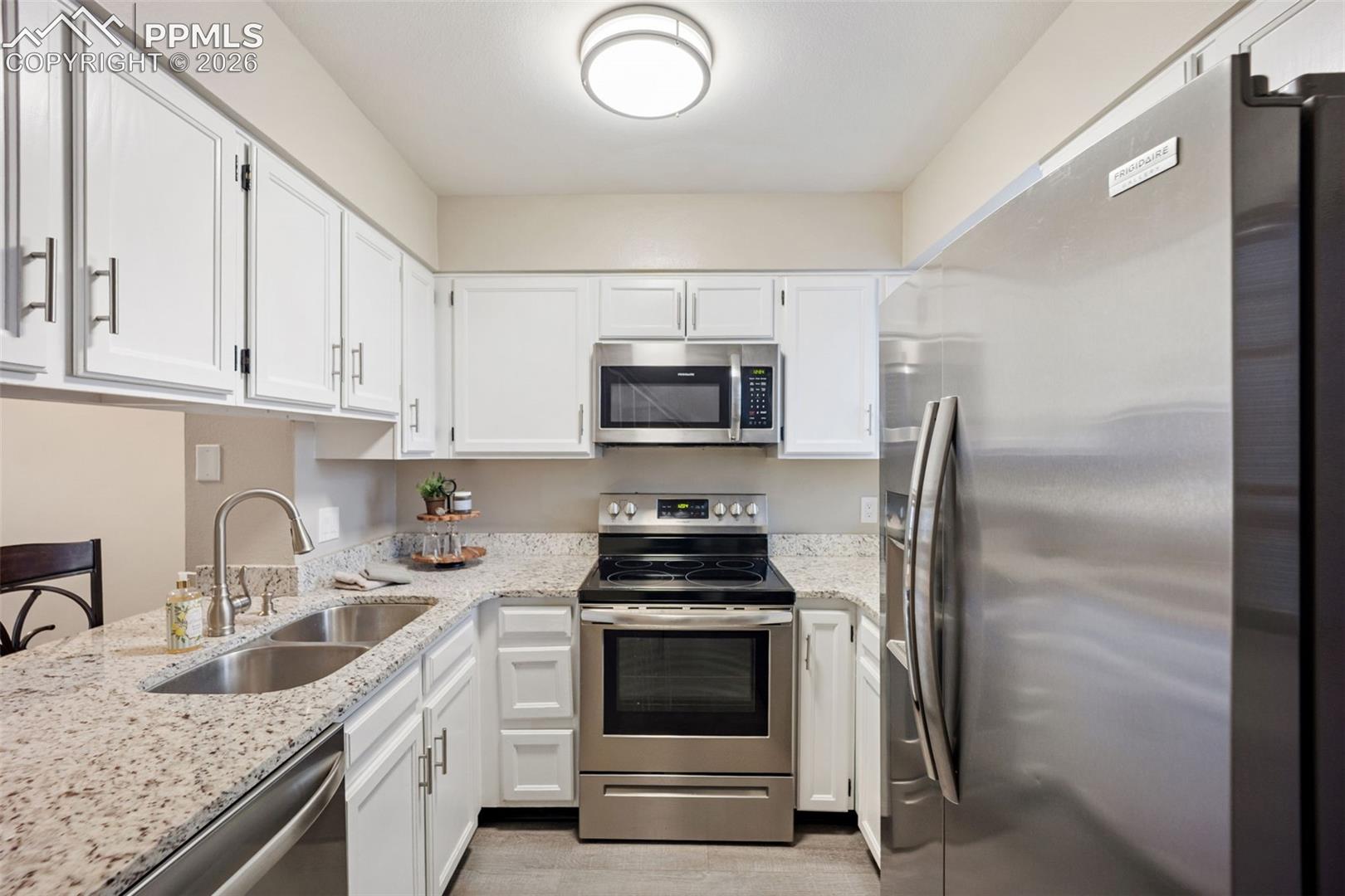 Photo 10 of 3618 Queen Anne Way, Colorado Springs