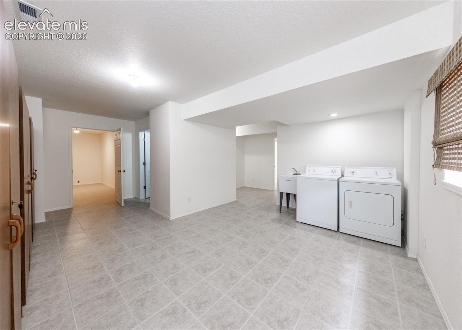 2nd Laundry area in basement