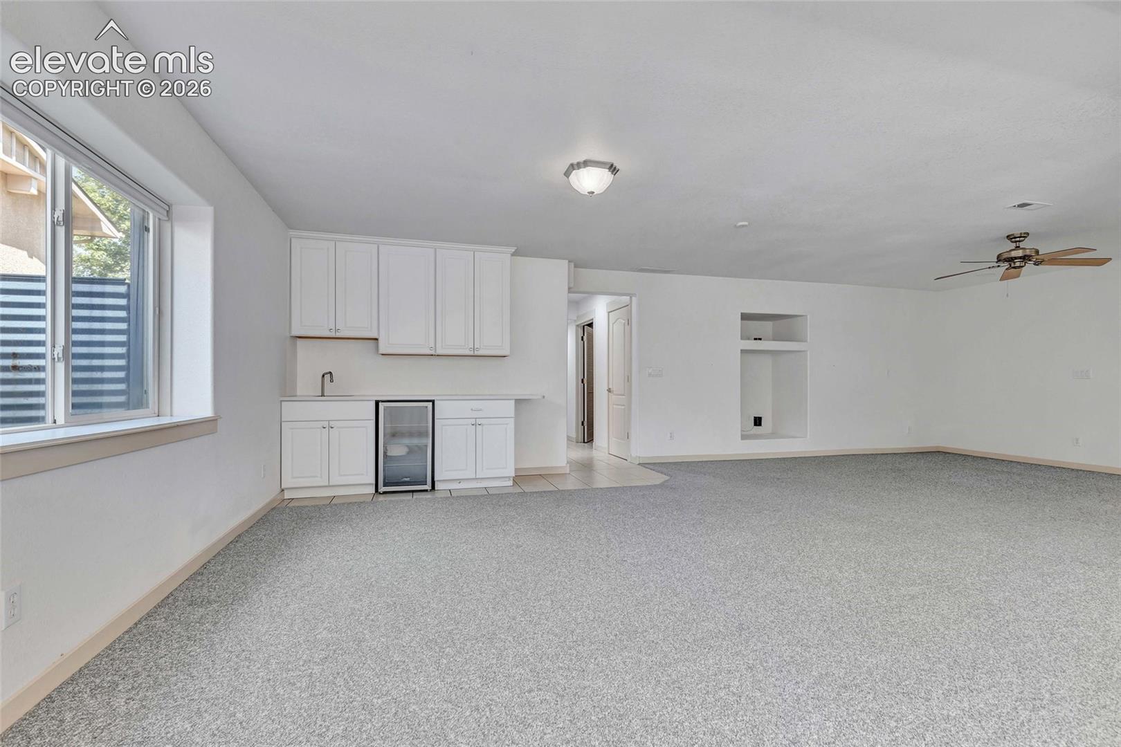 Rec Room With wet bar