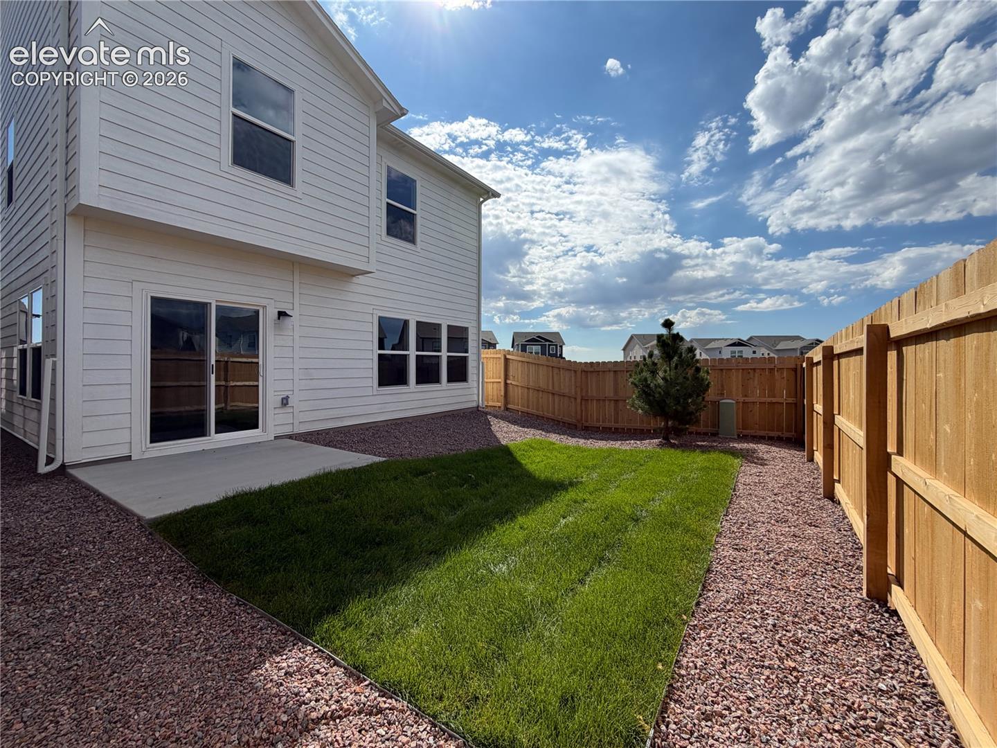 8539 Blue Feather Loop photo 37