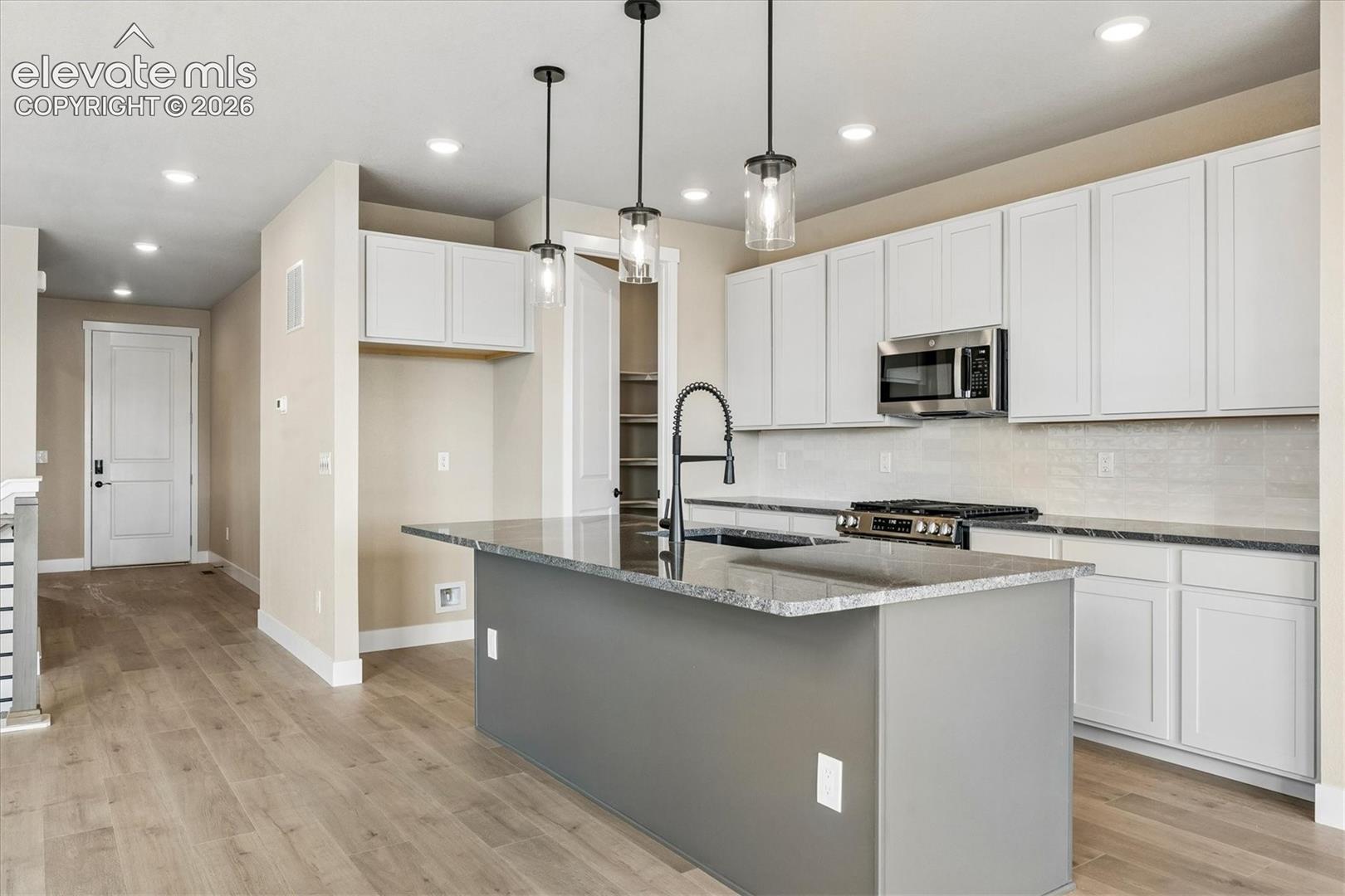 Photo 6 of 7883 Grey Bark Way, Colorado Springs