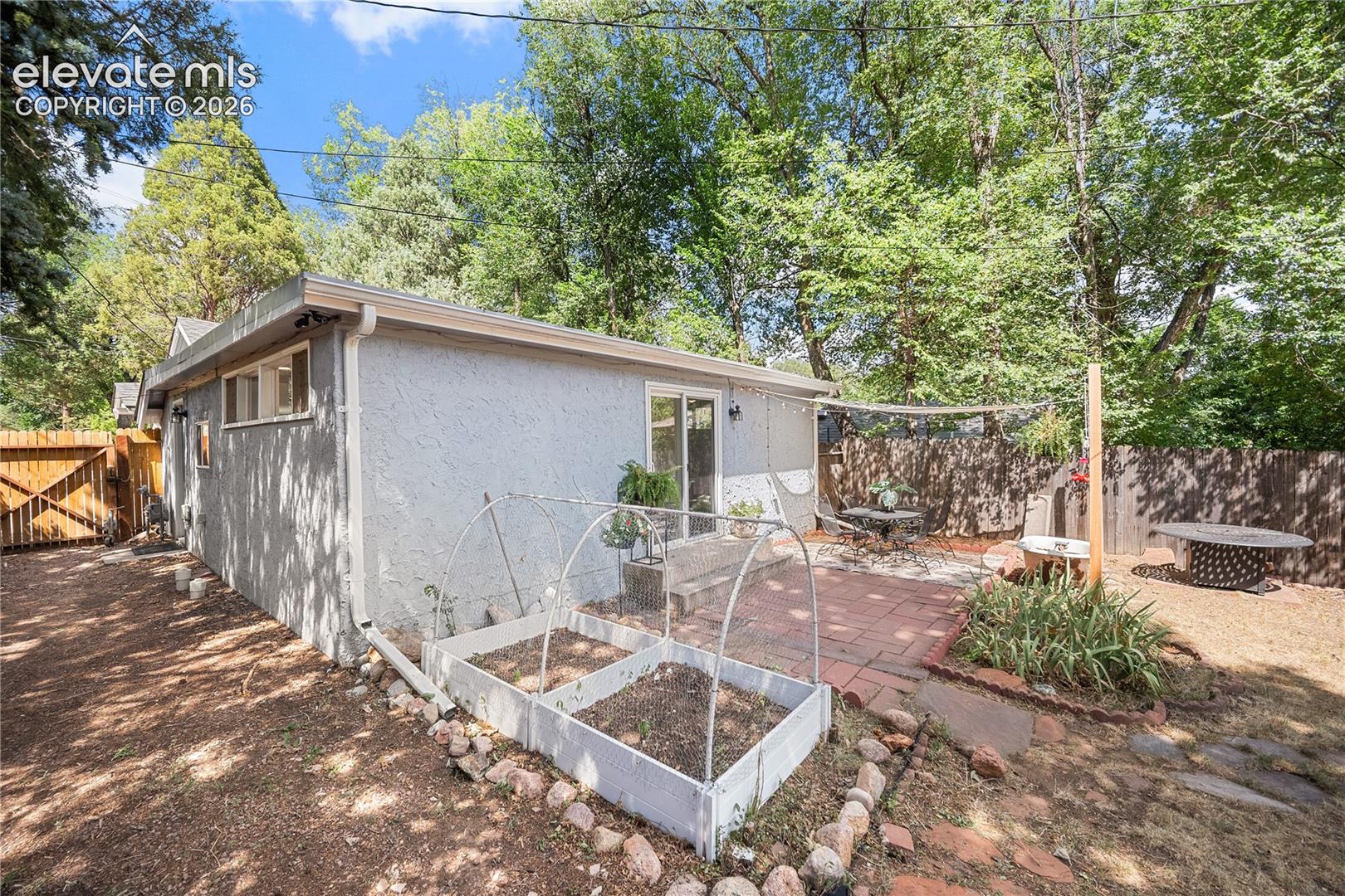 Photo 33 of 819 Cheyenne Boulevard, Colorado Springs