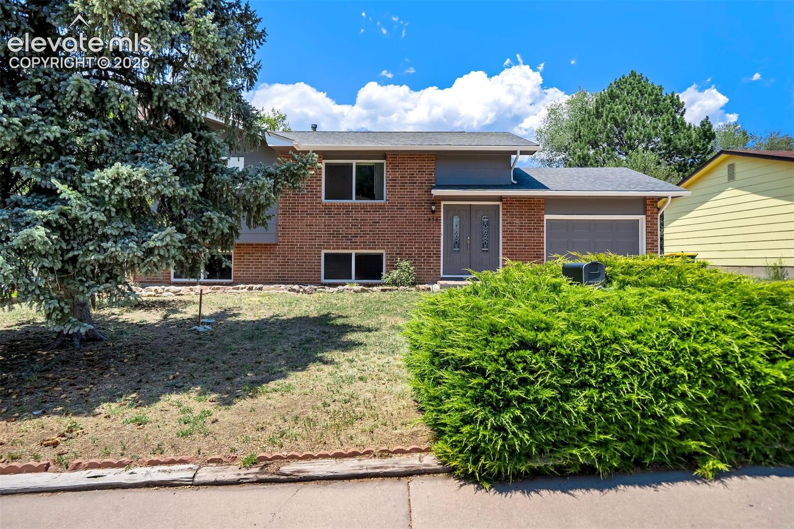 326 Cielo Vista St, Colorado Springs, CO 80911