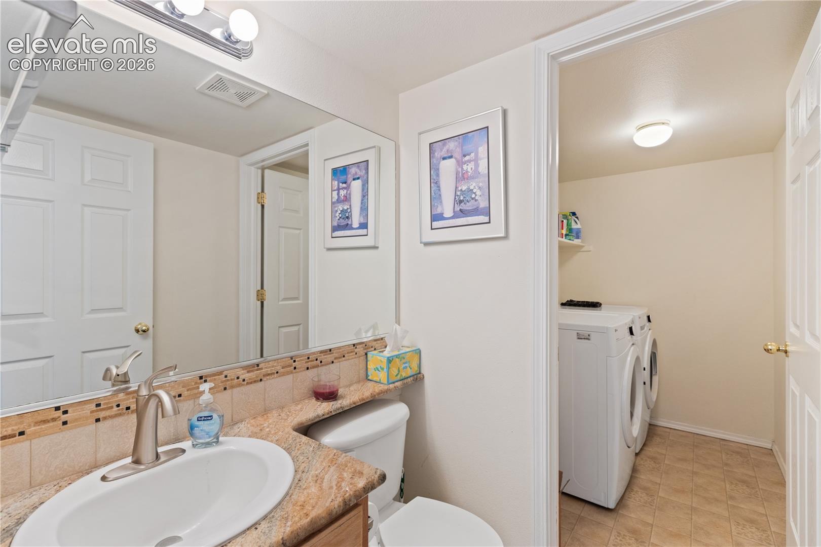 Photo 13 of 3916 Roan Drive, Colorado Springs