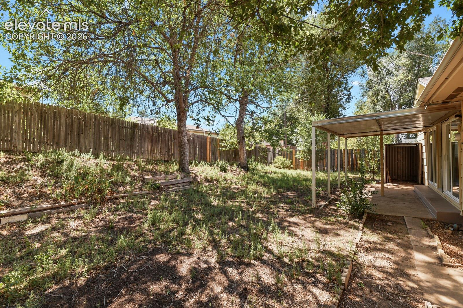 Lots of nice shade from mature trees