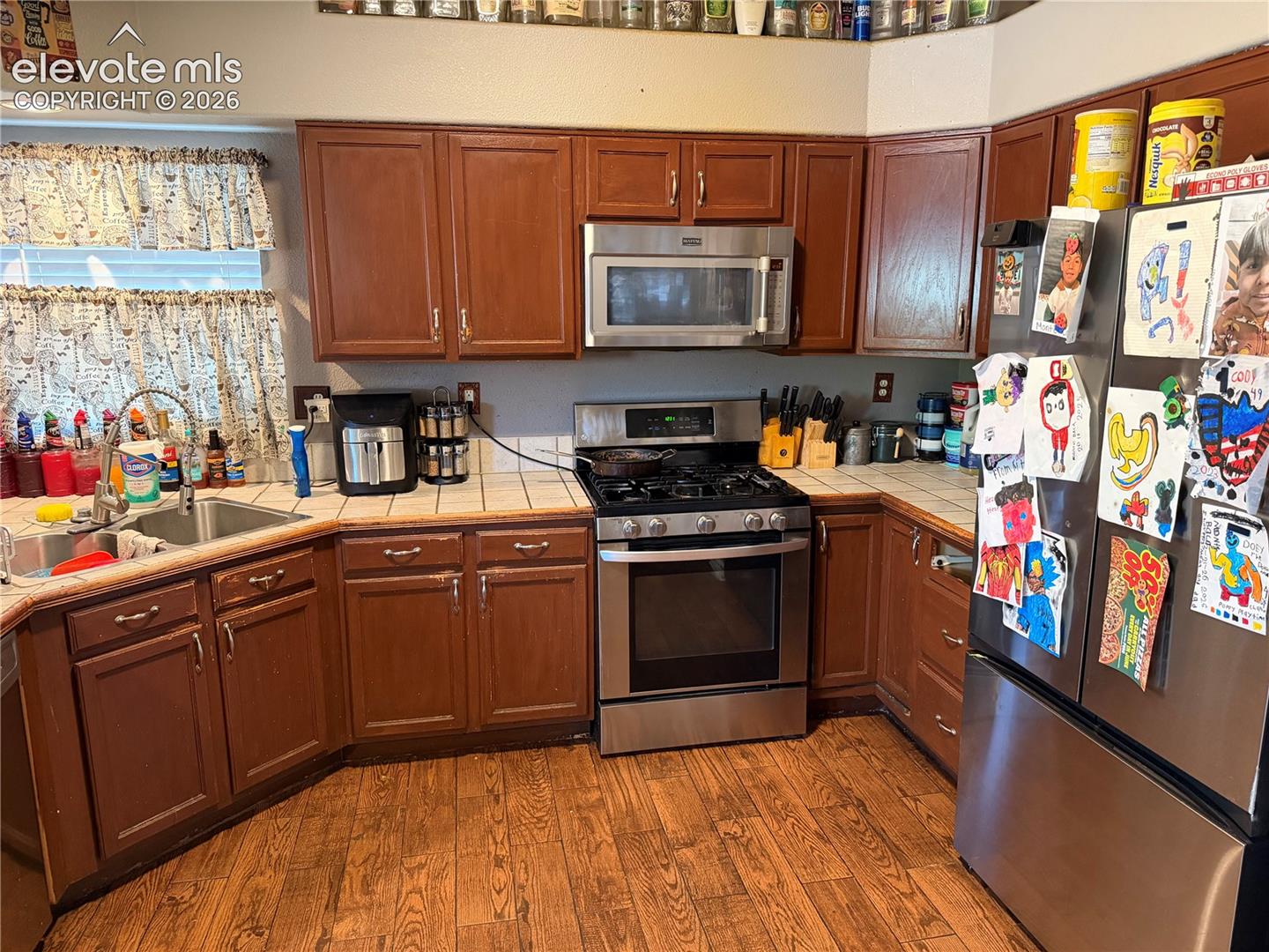 2921 Walton Creek Dr, Colorado Springs, CO 80922