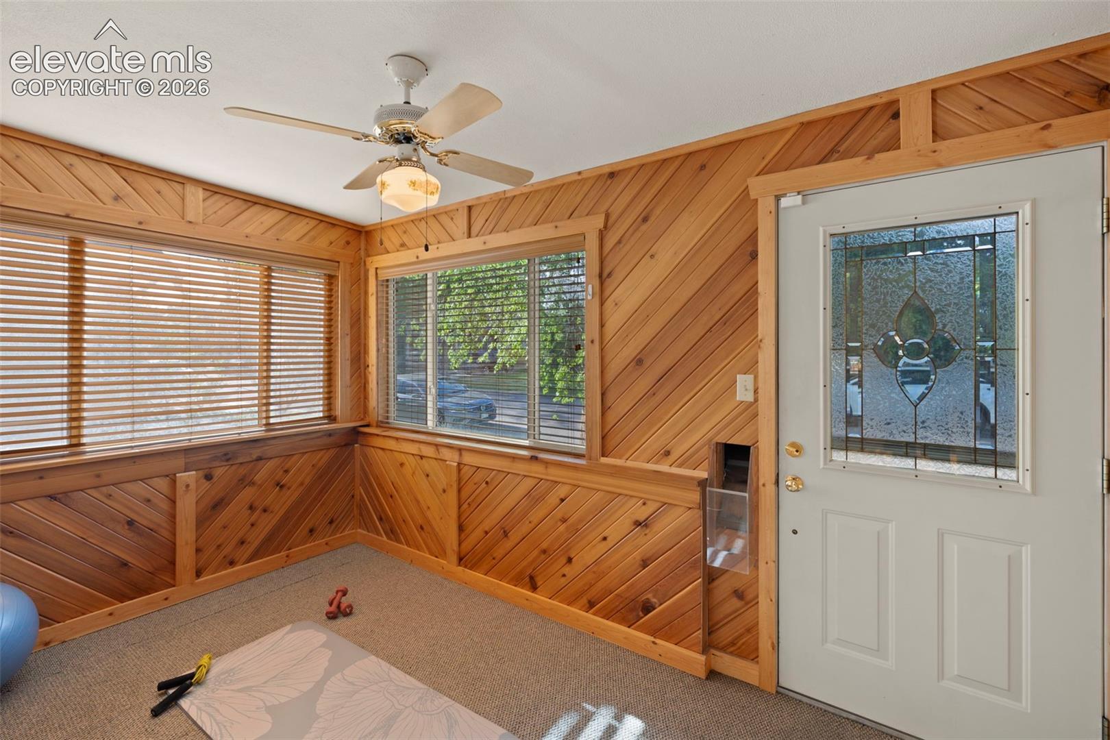 sun/flex bonus room