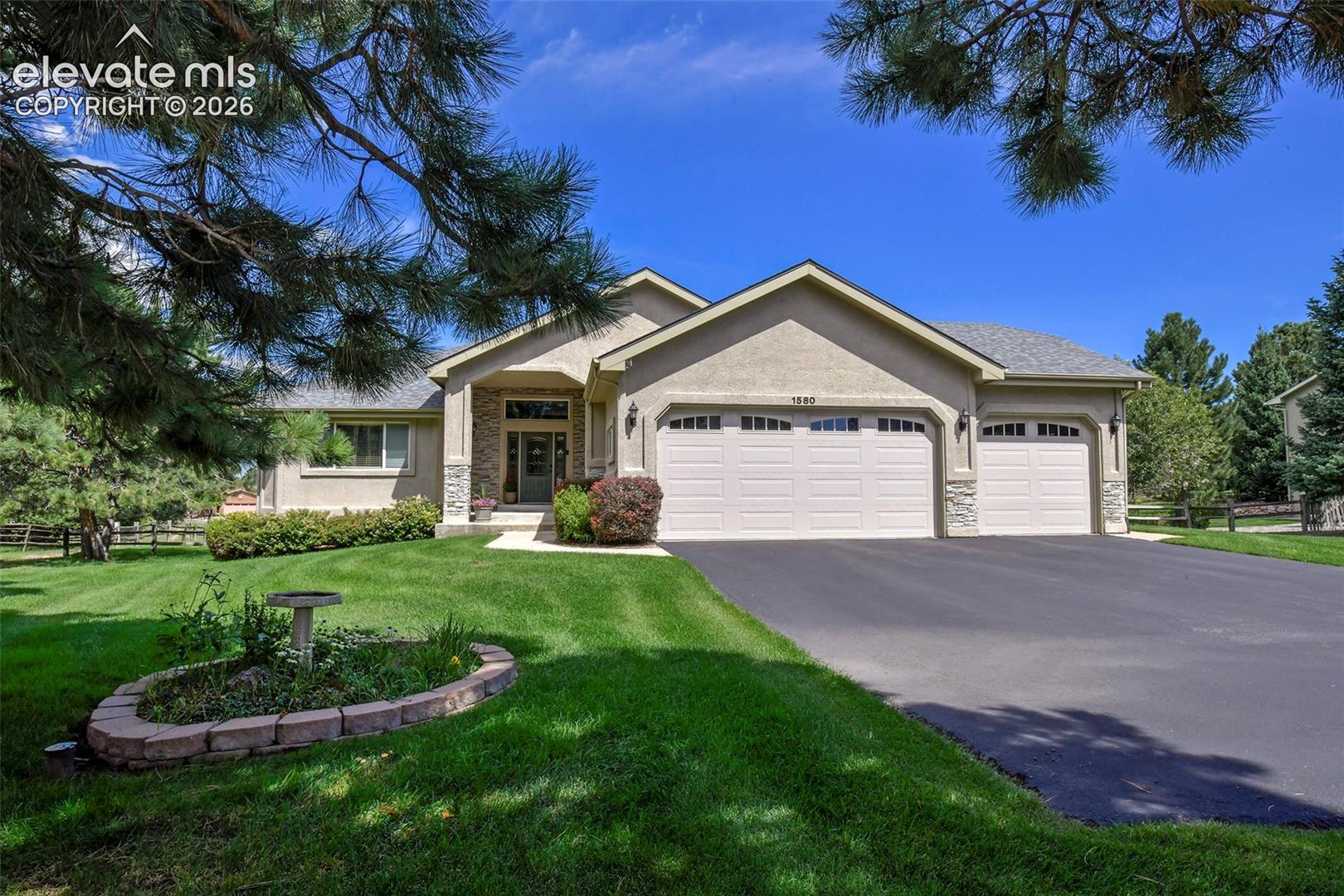 1580 Old Antlers Way
