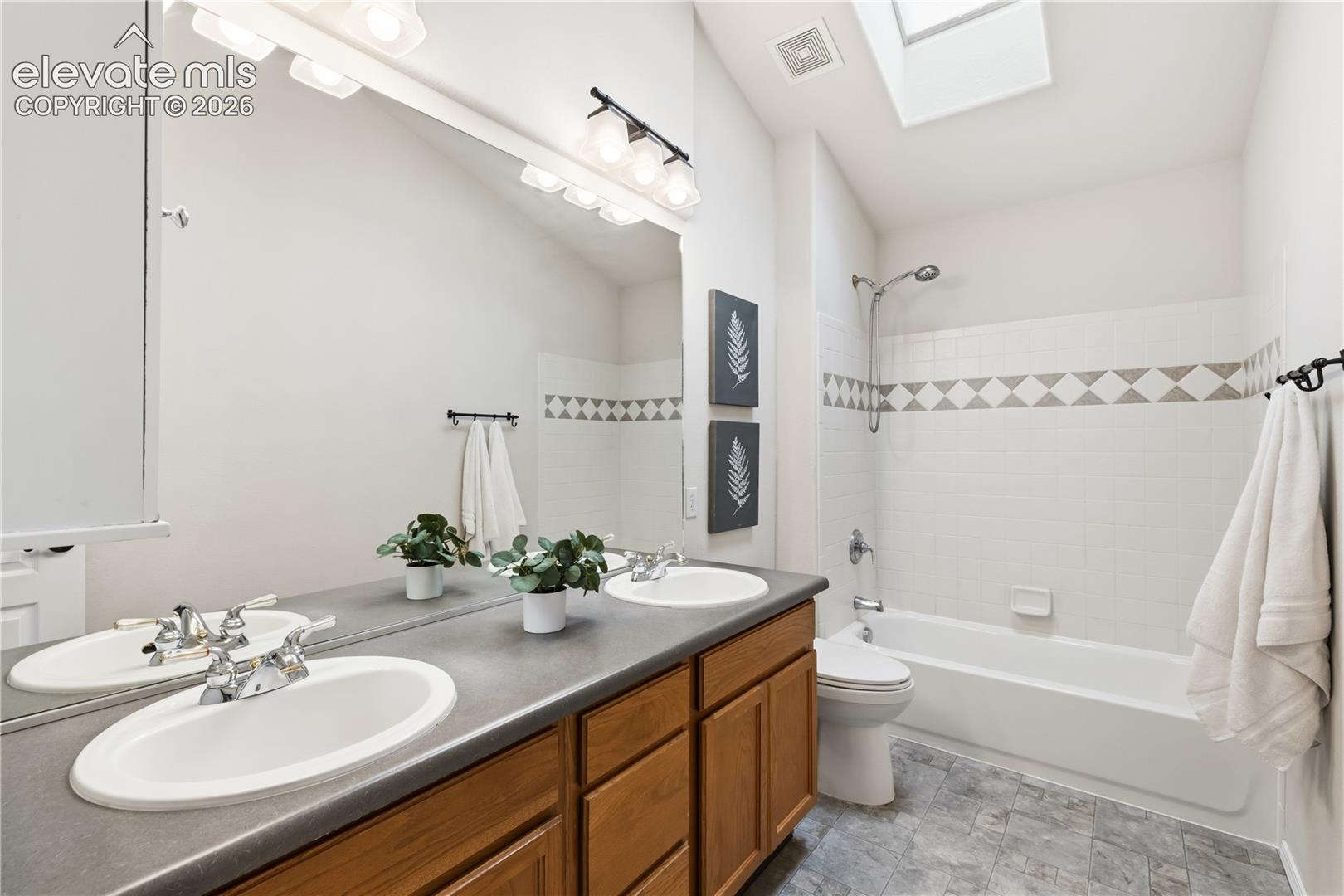 Photo 30 of 7060 Hillock Drive, Colorado Springs