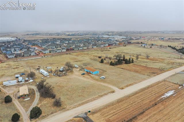 Aerial view of property and surrounding area
