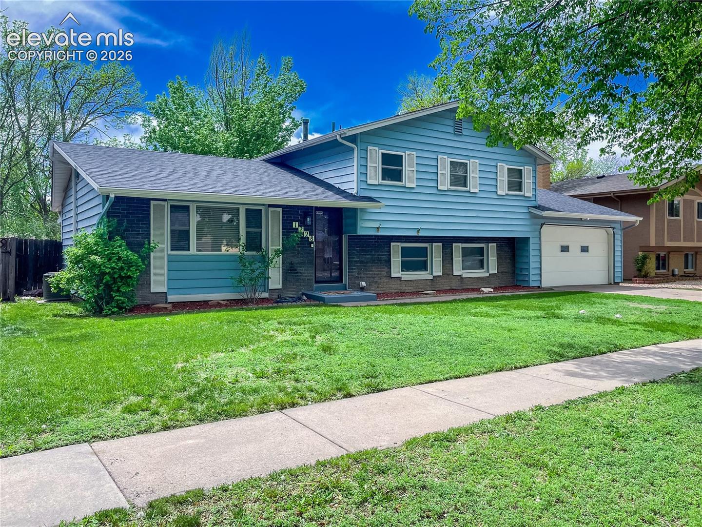 1228 Fagin Dr, Colorado Springs, CO 80915