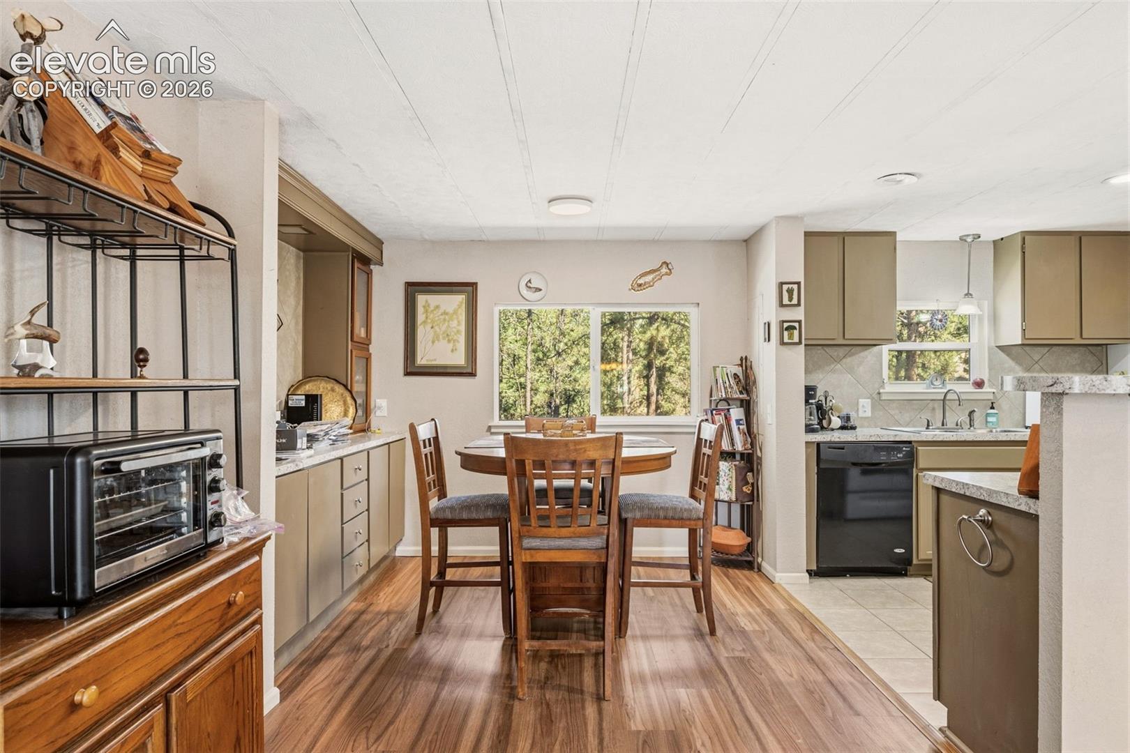 Photo 9 of 1299 Pikes Peak Drive, Florissant