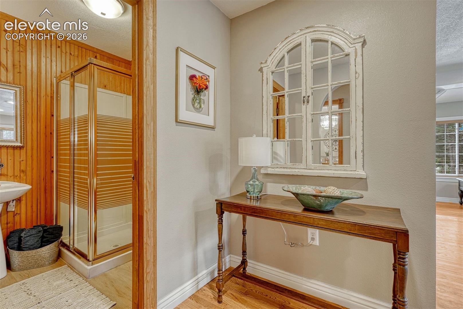 Main Floor Powder Bath