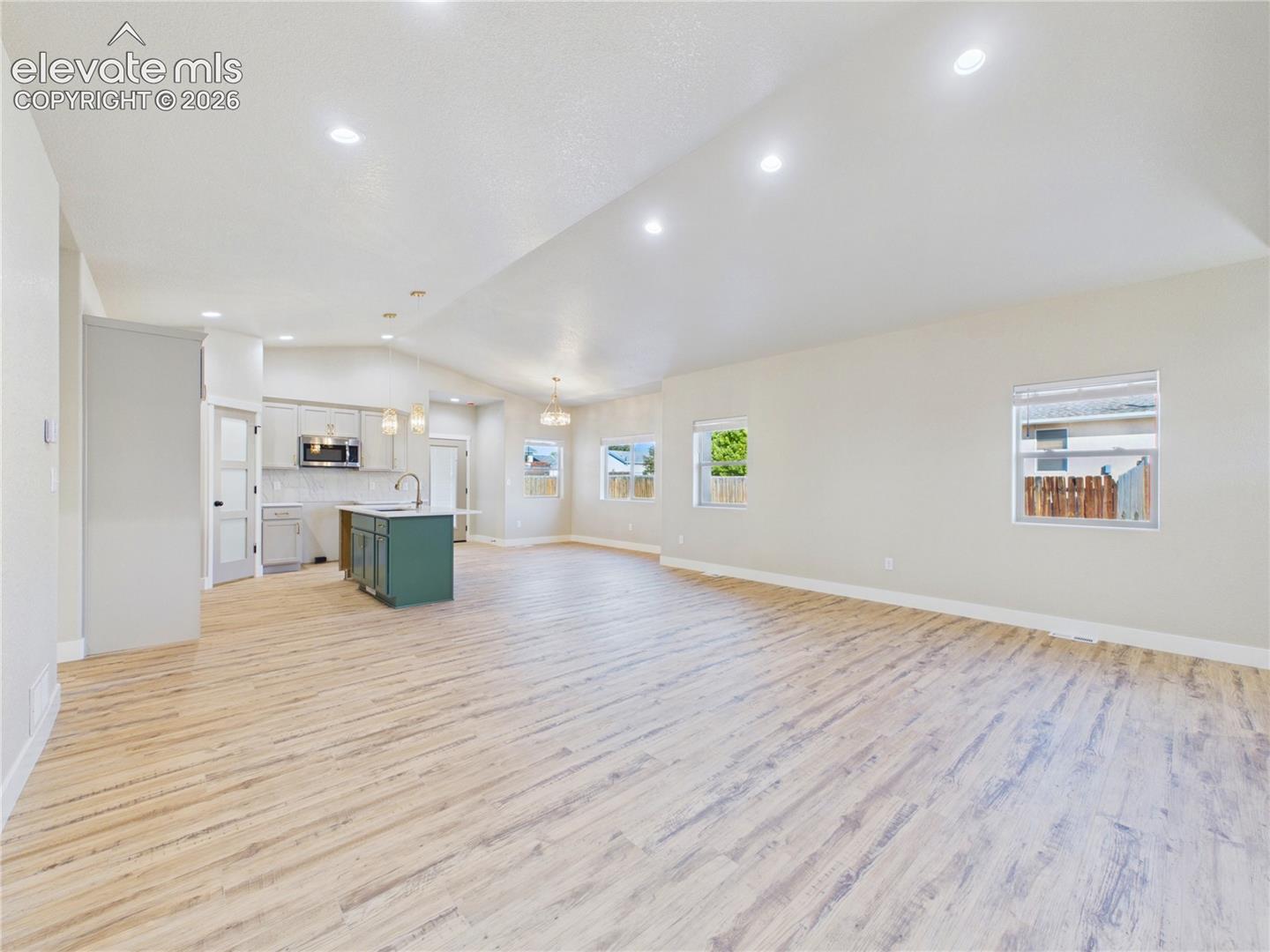 Photo 6 of 175 S Wiggins Drive, Pueblo West