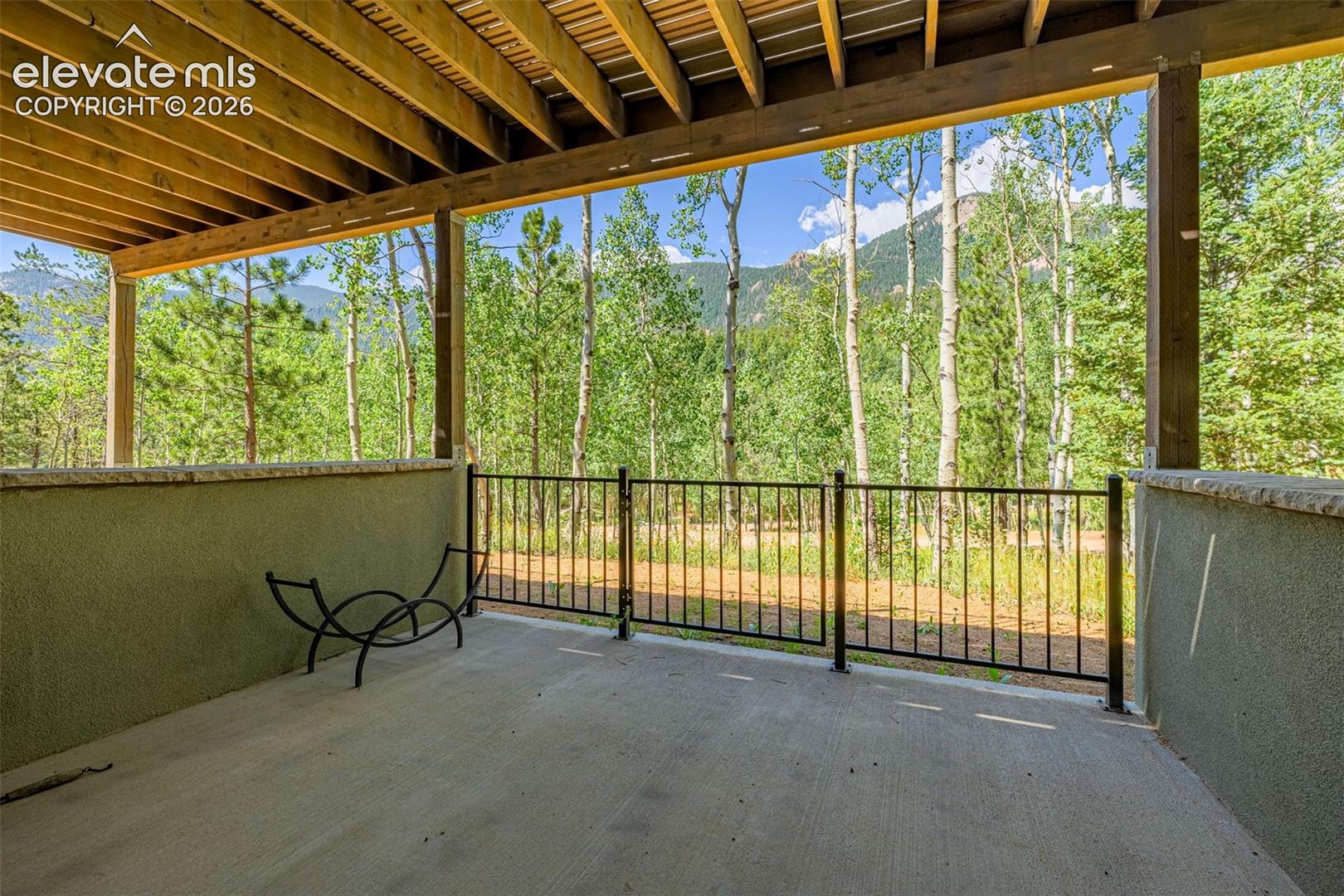 6770 Eagle Mountain Rd, Manitou Springs, CO 80829