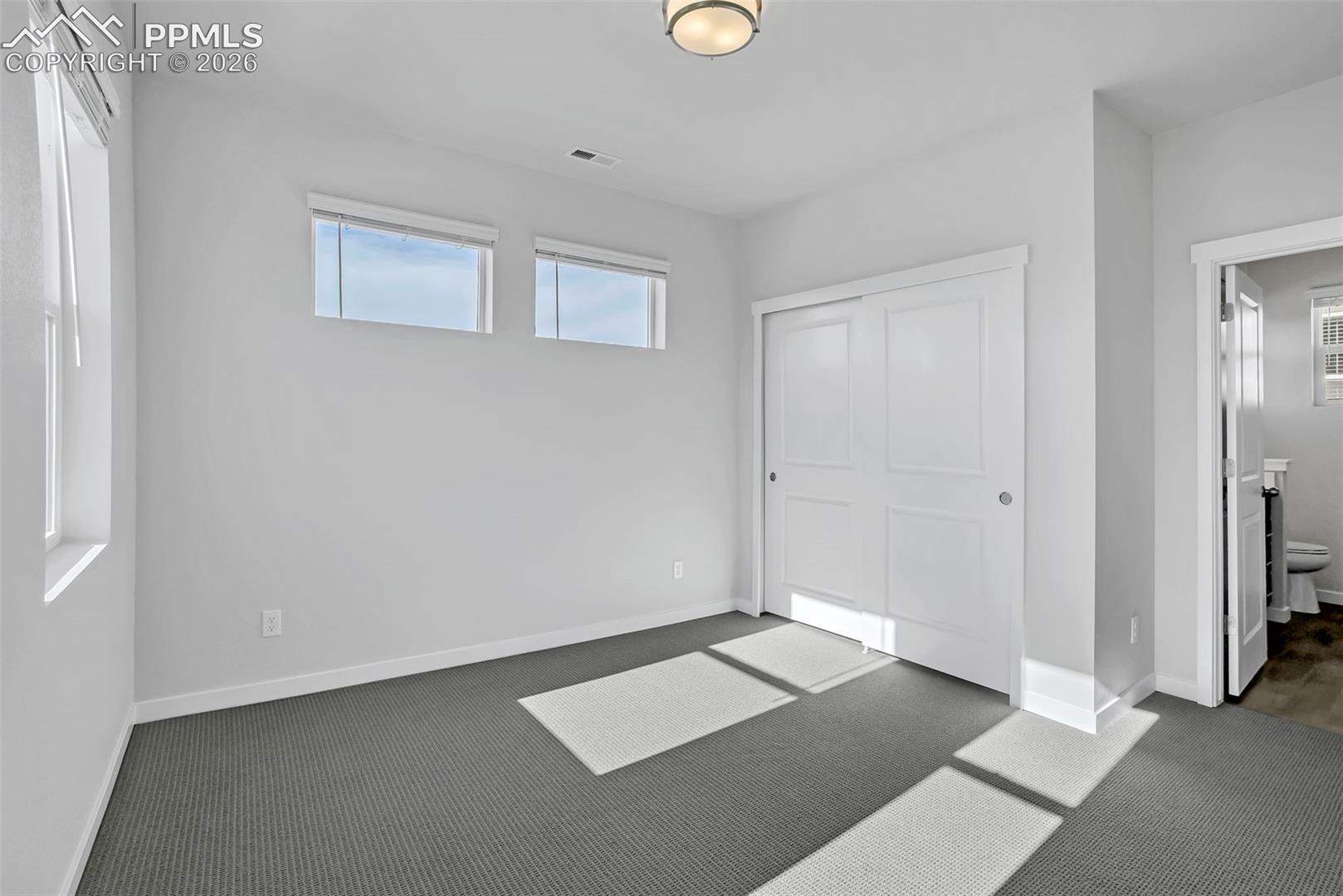 Upper level unit
