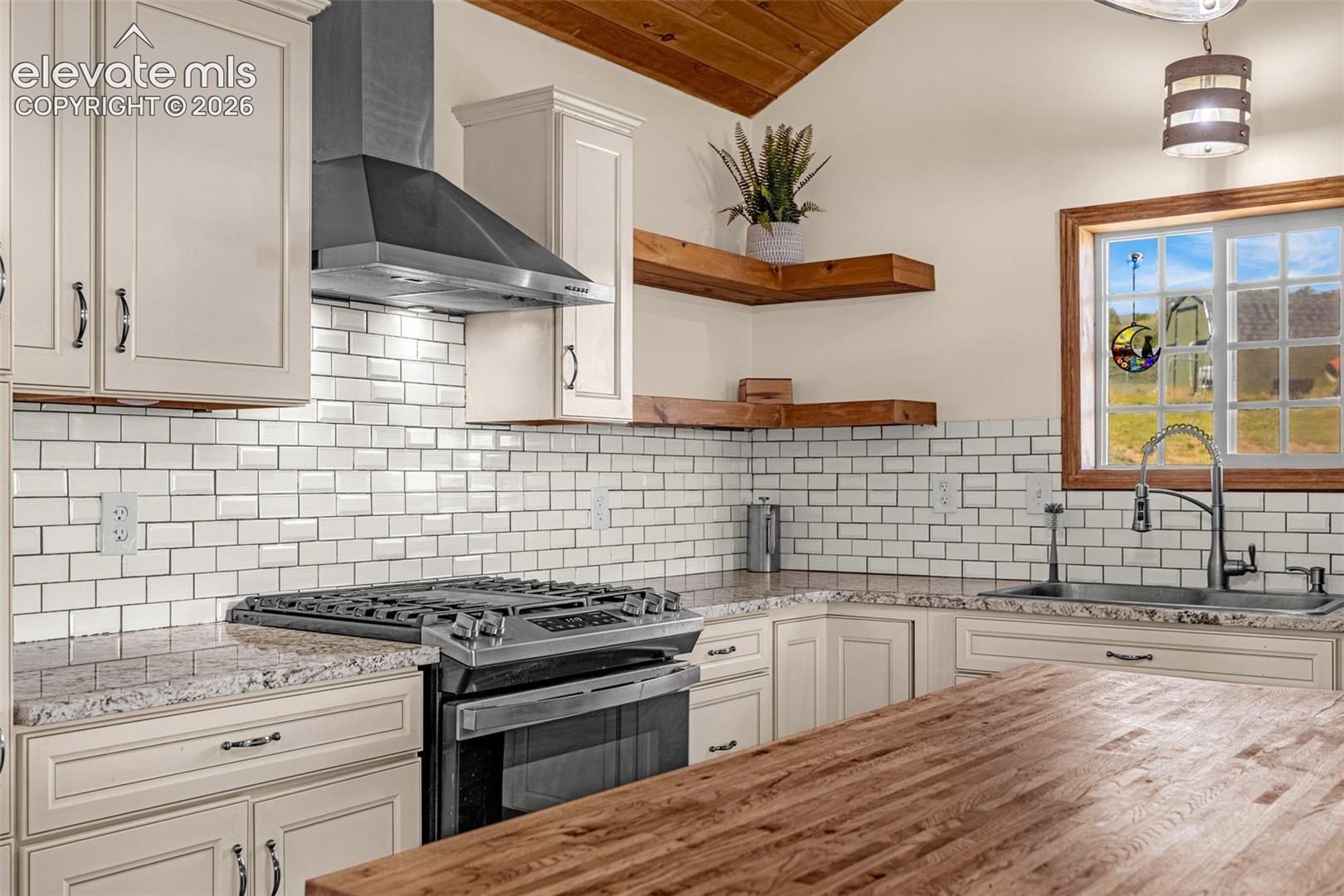 Photo 10 of 8591 Black Beaver Road, Hartsel