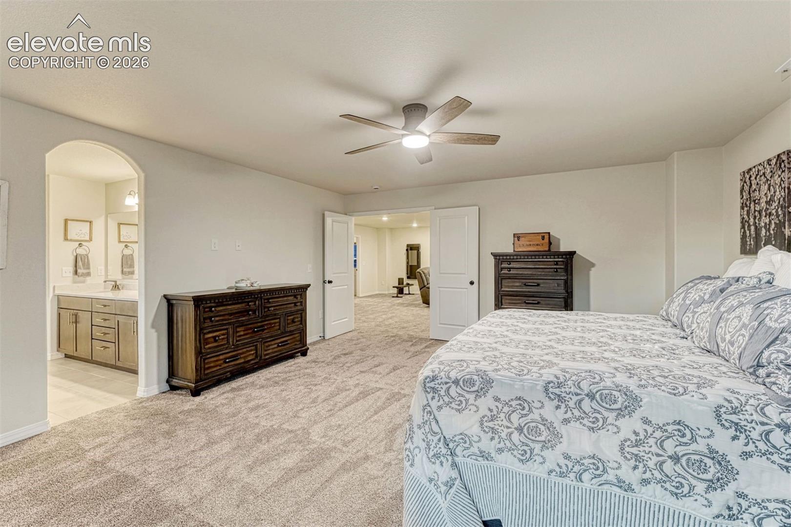 Adjoining bath and large walk in closet
