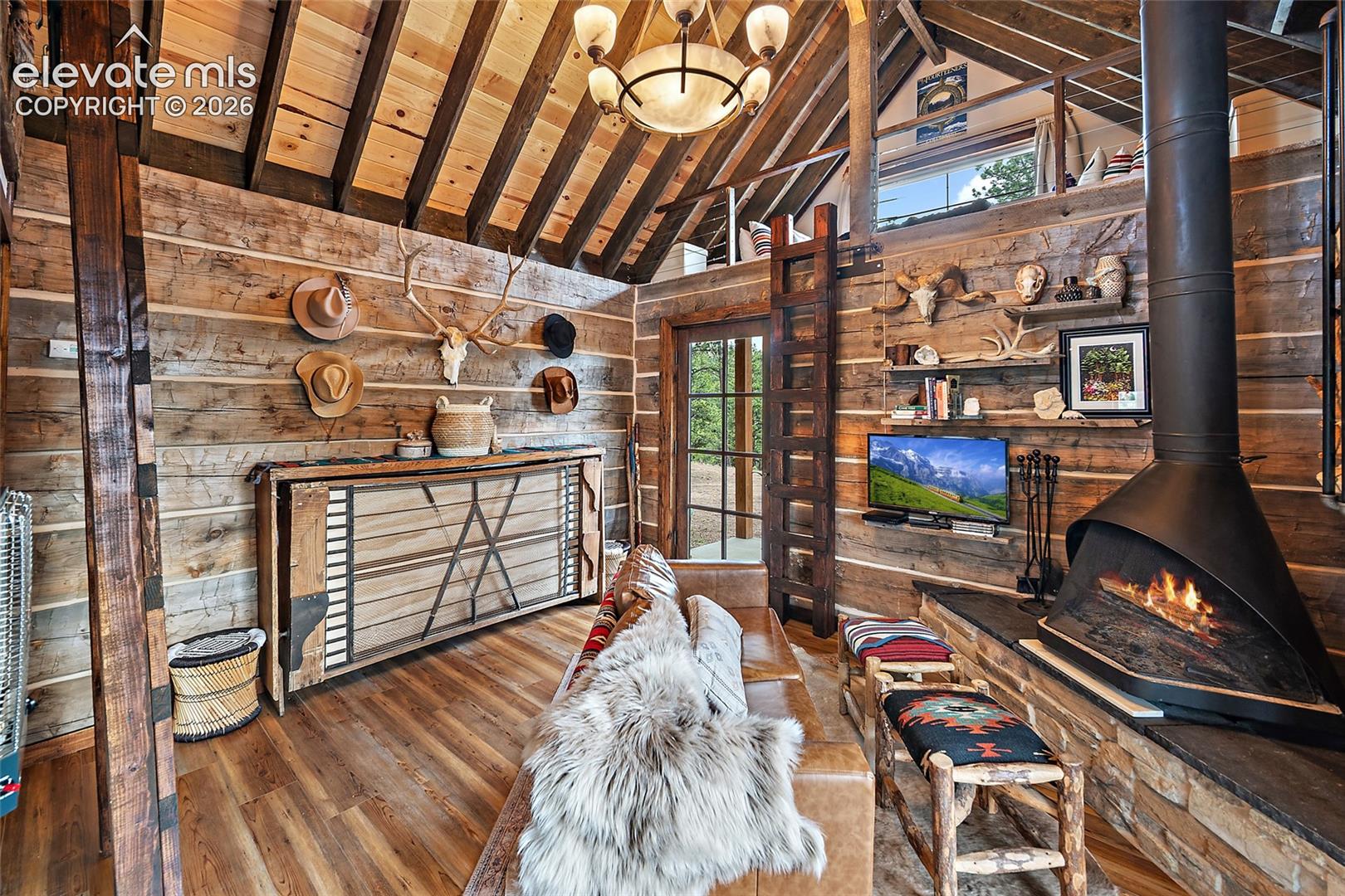 Dry 
Cabin